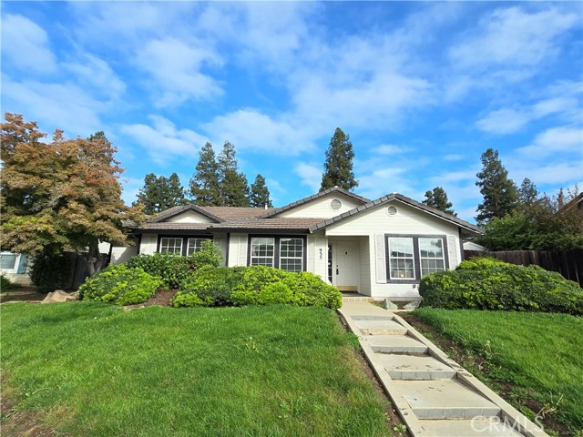 Detail Gallery Image 3 of 23 For 935 Doe, Merced,  CA 95340 - 3 Beds | 2 Baths