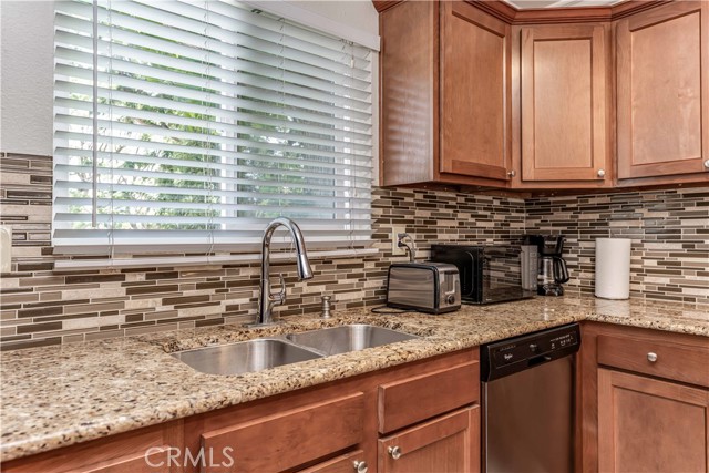 Detail Gallery Image 5 of 45 For 2875 S Fairview, Santa Ana,  CA 92704 - 2 Beds | 1 Baths