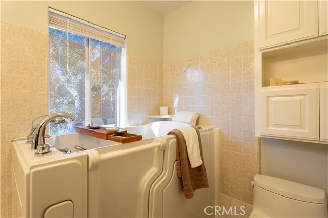 1001 Briarcliff photo 24