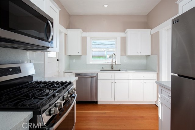 Detail Gallery Image 13 of 17 For 107 N Columbus Ave a,  Glendale,  CA 91203 - 0 Beds | 1 Baths