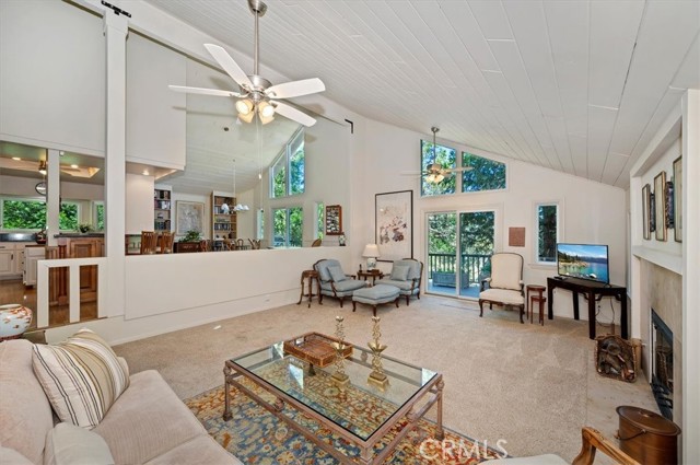 789 Jagerhorn Dr, Lake Arrowhead, CA 92352