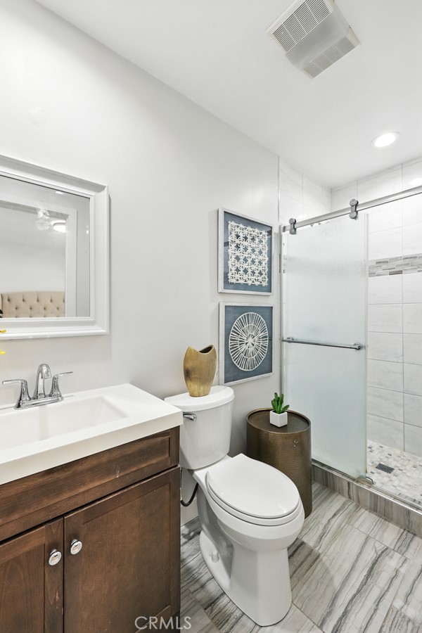 15605 Kervin Avenue, Paramount CA: https://media.crmls.org/medias/4a8da04c-de3e-43f0-8561-ef8e267b9d34.jpg