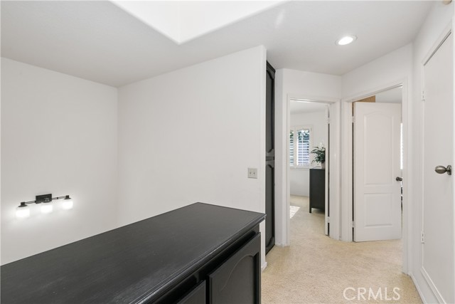 Detail Gallery Image 33 of 45 For 590 John K Dr #102,  Long Beach,  CA 90803 - 3 Beds | 2/1 Baths