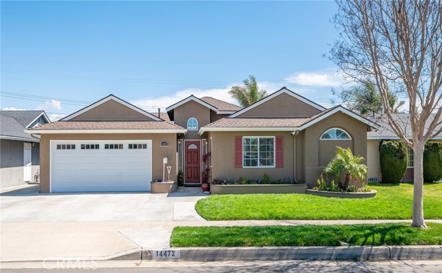 14472 Chateau Ln, Huntington Beach, CA 92647