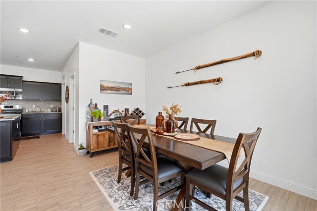 Detail Gallery Image 21 of 52 For 2587 W Heather, Hanford,  CA 93230 - 3 Beds | 2 Baths