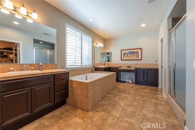 Detail Gallery Image 29 of 59 For 17396 Timberview Dr, Riverside,  CA 92504 - 4 Beds | 3/1 Baths