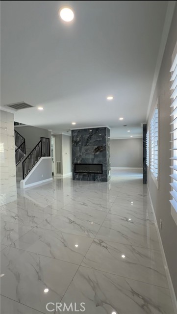 Detail Gallery Image 9 of 46 For 12460 Black Horse St, Corona,  CA 91752 - 5 Beds | 3 Baths