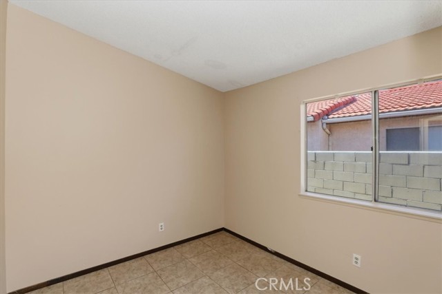 Detail Gallery Image 22 of 36 For 1907 Overland, Colton,  CA 92324 - 3 Beds | 2 Baths
