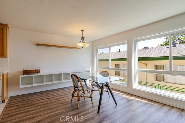 Detail Gallery Image 21 of 38 For 13543 Moorpark St #7,  Sherman Oaks,  CA 91423 - 2 Beds | 2 Baths