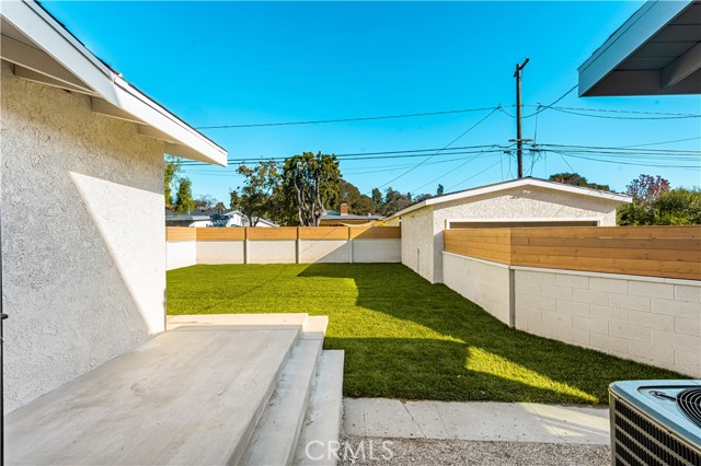 2440 Ostrom, Long Beach CA: https://media.crmls.org/medias/4a9323cd-31bb-47d9-b25e-a927f2dd2097.jpg