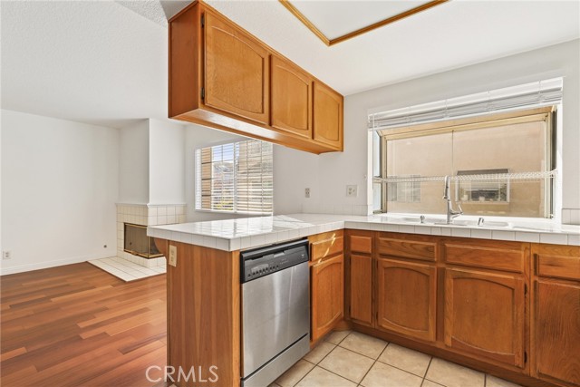 Detail Gallery Image 13 of 30 For 2300 Maple Ave #26,  Torrance,  CA 90503 - 3 Beds | 2/1 Baths