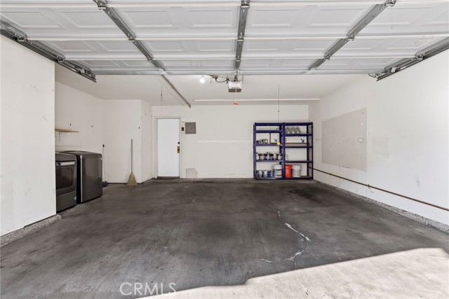 8031 Canby Ave, 4 photo 29