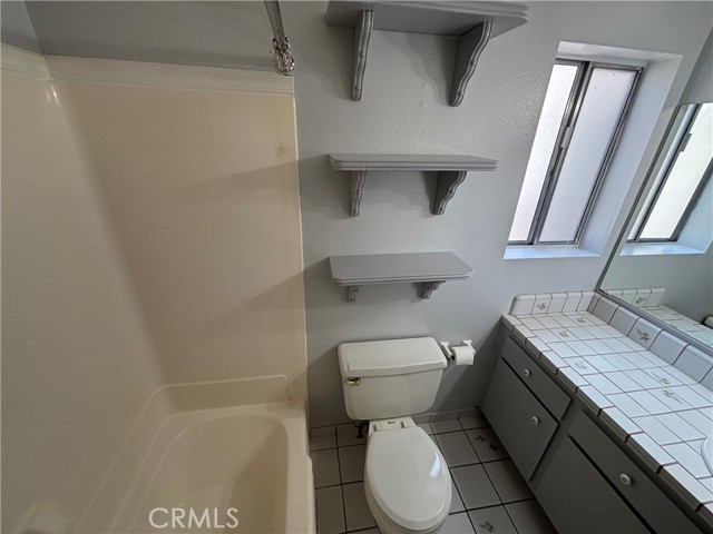 Detail Gallery Image 20 of 37 For 1350 Cabrillo Park Dr #F,  Santa Ana,  CA 92701 - 1 Beds | 1 Baths