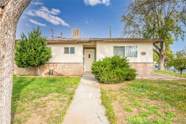 Detail Gallery Image 1 of 1 For 348 Orange Ave, Los Banos,  CA 93635 - 3 Beds | 2 Baths