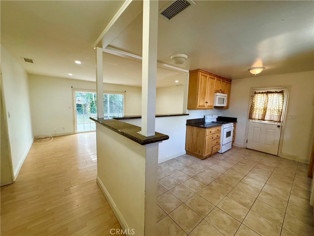 MLS #SR25175669 img 6