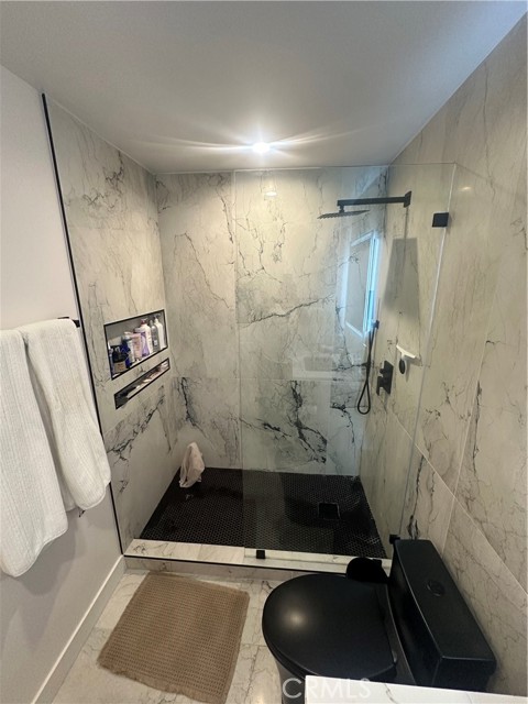 13902 Regentview Avenue, Bellflower CA: https://media.crmls.org/medias/4a984e3a-a4d3-4dd3-822e-9b9ee9ca8468.jpg