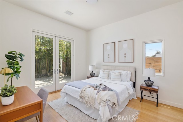 Image 11 of 25 For 2710 Pine Ave.