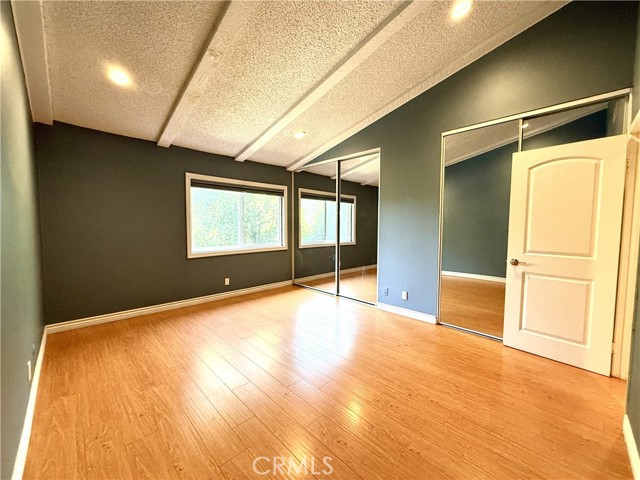 Detail Gallery Image 14 of 26 For 7320 Lennox Ave #H1,  Van Nuys,  CA 91405 - 2 Beds | 2/1 Baths