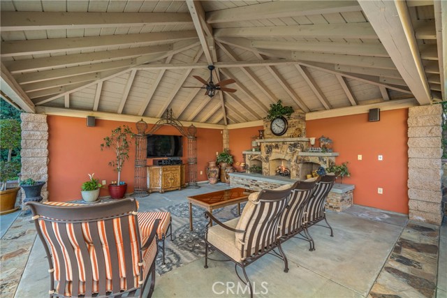 Image 63 of 75 For 5495 Morgan Street