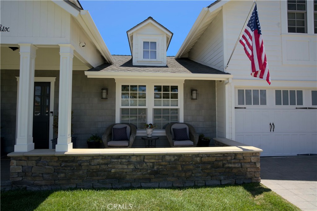 MLS #OC25164234 img 1