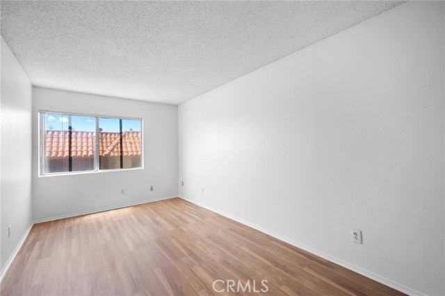 6716 Sylmar Avenue, Van Nuys CA: https://media.crmls.org/medias/4a9cf16b-6ed7-4cc0-aba5-884503875d76.jpg