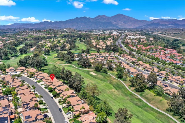 14 Reata, Rancho Santa Margarita CA: https://media.crmls.org/medias/4a9cf791-76b6-4157-88d3-1de57f56f157.jpg