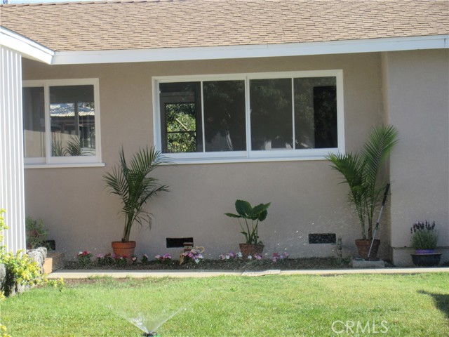 1416 Carmelita Court, Upland CA: https://media.crmls.org/medias/4a9d135e-f9f0-4530-89cb-834cfa6dbf60.jpg