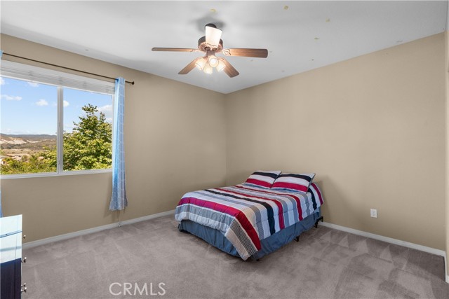 29266 Mission Trail Lane, Valencia CA: https://media.crmls.org/medias/4a9d3211-fd07-42cc-b4d1-2452138b42cd.jpg
