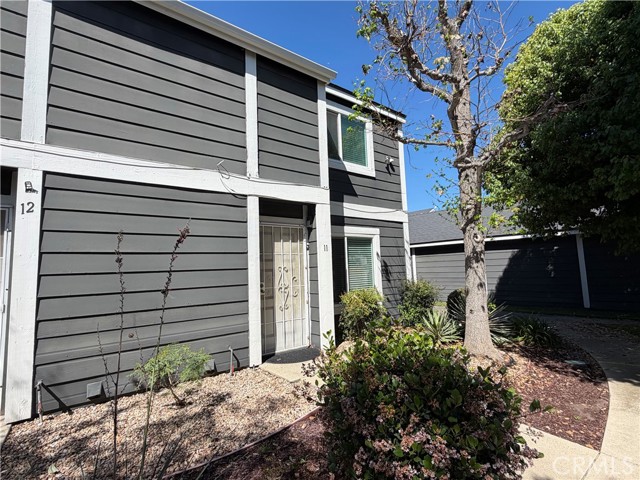 Detail Gallery Image 11 of 61 For 824 N Pasadena Ave #11,  Azusa,  CA 91702 - 2 Beds | 1/1 Baths