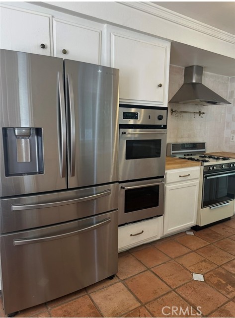 17041 Escalon Drive, Encino CA: https://media.crmls.org/medias/4a9dfa21-0970-4607-9e21-3dcfbb9ac5dd.jpg
