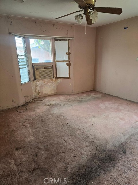 7710 S Halldale Avenue, Los Angeles CA: https://media.crmls.org/medias/4a9e2dfe-9d76-45a4-a31b-03aa115b0a16.jpg