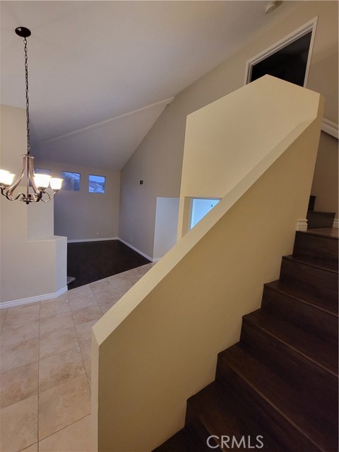 Detail Gallery Image 10 of 43 For 682 Azure Ln #1,  Corona,  CA 92879 - 3 Beds | 2 Baths