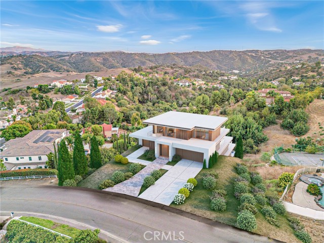 Detail Gallery Image 2 of 13 For 2182 Indian Creek, Diamond Bar,  CA 91765 - – Beds | – Baths