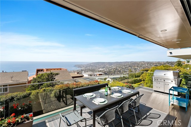 Detail Gallery Image 6 of 73 For 1088 Del Mar Ave, Laguna Beach,  CA 92651 - 4 Beds | 4/1 Baths