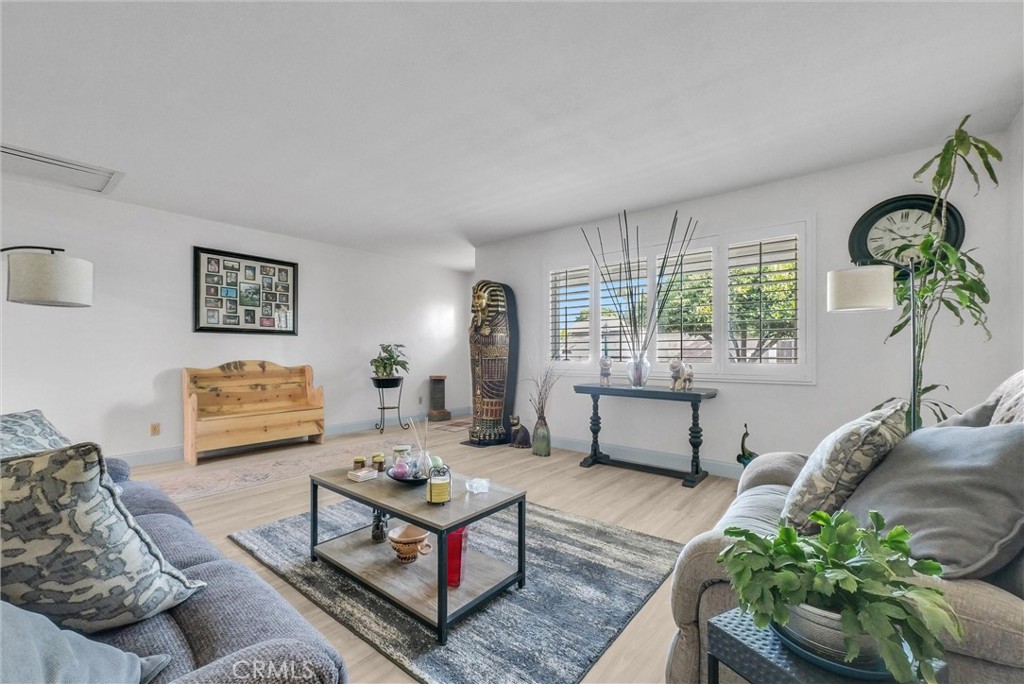 MLS #SW25142568 image #4