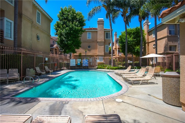 13983 Lemoli Avenue, Hawthorne CA: https://media.crmls.org/medias/4a9fdf86-803c-4668-90b2-410b9d6e8782.jpg