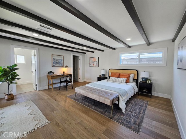 Detail Gallery Image 13 of 25 For 5837 E Gossamer St, Long Beach,  CA 90808 - 3 Beds | 2 Baths