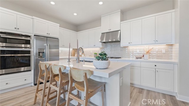 Detail Gallery Image 2 of 18 For 27226 Cranmore Way #202,  Valencia,  CA 91381 - 1 Beds | 1 Baths