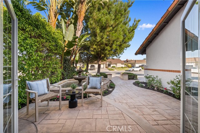 24861 Camberwell Street, Laguna Hills CA: https://media.crmls.org/medias/4aa00ac1-367a-4052-90df-a4bdc96a900b.jpg