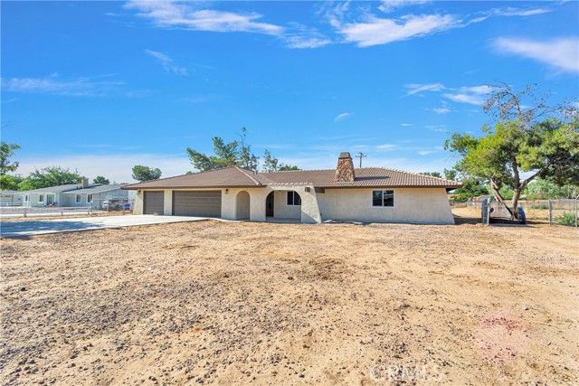 Image 3 for 20717 Eyota Rd, Apple Valley, CA 92308