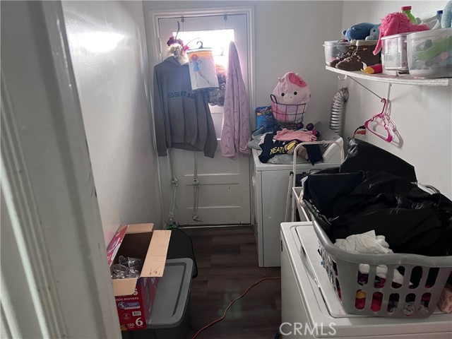 Detail Gallery Image 11 of 20 For 9710 San Miguel, South Gate,  CA 90280 - 2 Beds | 1 Baths