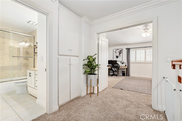 14 Black Oak, Irvine CA: https://media.crmls.org/medias/4aa12c3c-c16b-4d8b-a089-cc2817e8f9e9.jpg