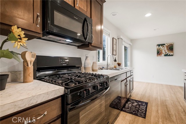 Detail Gallery Image 10 of 48 For 13685 W Park Dr, Magalia,  CA 95954 - 3 Beds | 2 Baths