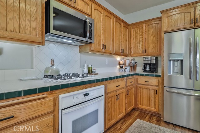 176 Pine Ridge Road, Crestline CA: https://media.crmls.org/medias/4aa1383a-d181-4682-90b2-6b85a88ca524.jpg