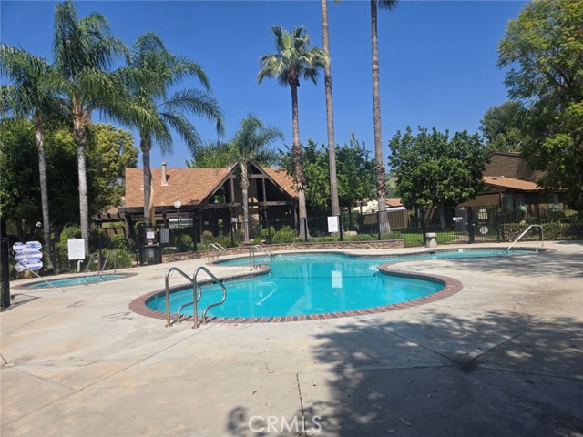 Detail Gallery Image 17 of 21 For 1282 Whisperglen, San Dimas,  CA 91773 - 3 Beds | 3 Baths