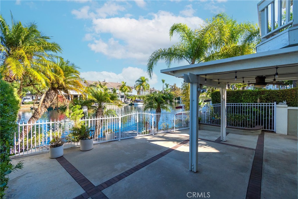 4aa1a04d Caf3 45c4 94c1 1f4b3845e39f