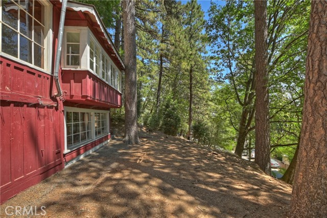 Detail Gallery Image 8 of 30 For 985 Coulter Pine Rd, Crestline,  CA 92325 - 2 Beds | 1 Baths