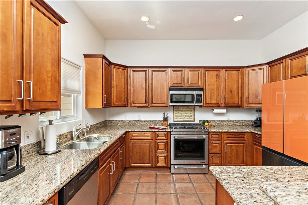 MLS #OC25260928 image #18