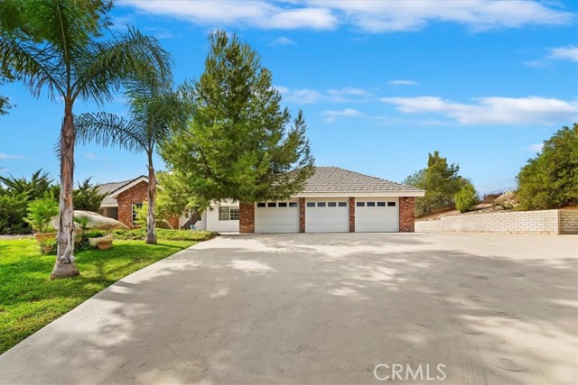 39423 Kapalua Way, Temecula, California 92592, 3 Bedrooms Bedrooms, ,4 BathroomsBathrooms,Residential,For Sale,39423 Kapalua Way,CRSW24206041