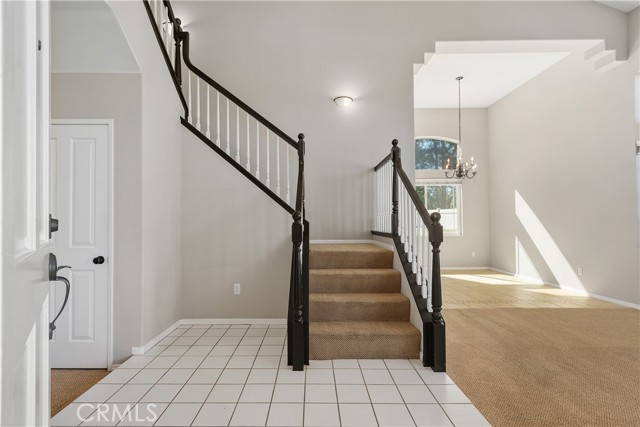 Detail Gallery Image 5 of 42 For 31665 via Cordoba, Temecula,  CA 92592 - 4 Beds | 3 Baths